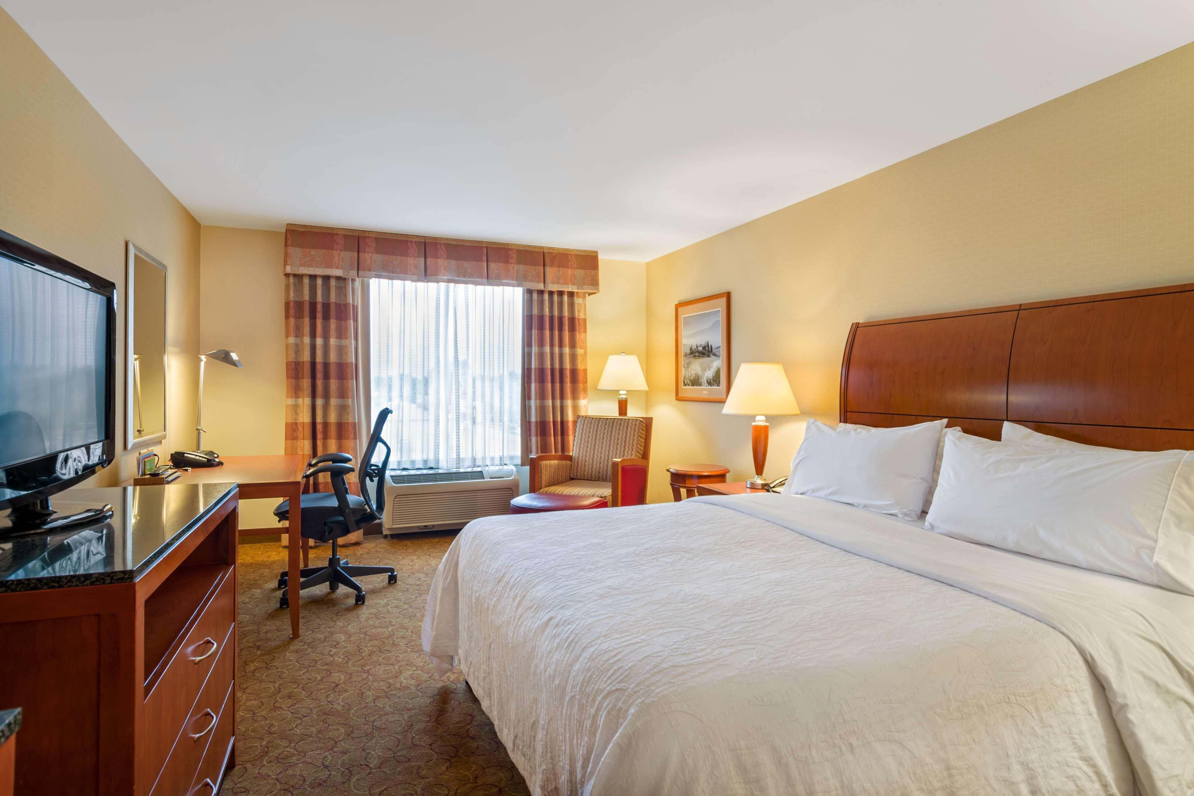 Hilton Garden Inn Cleveland East / Mayfield Village Exterior photo