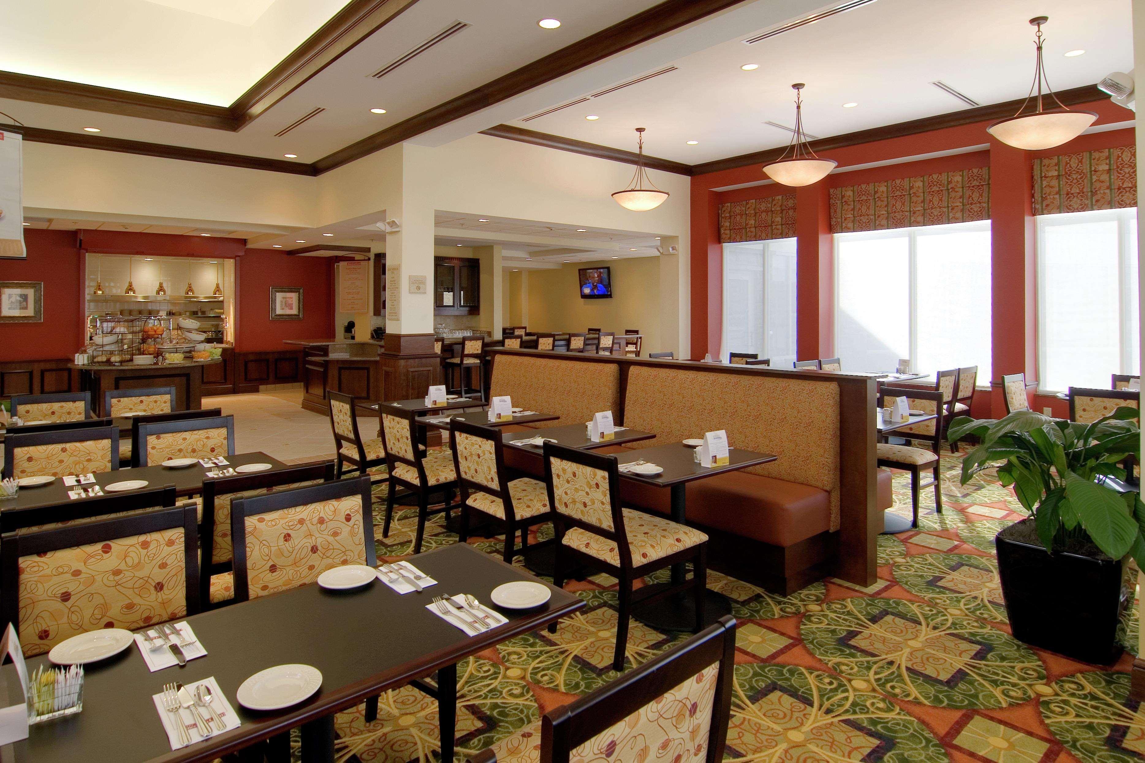 Hilton Garden Inn Cleveland East / Mayfield Village Restaurant photo