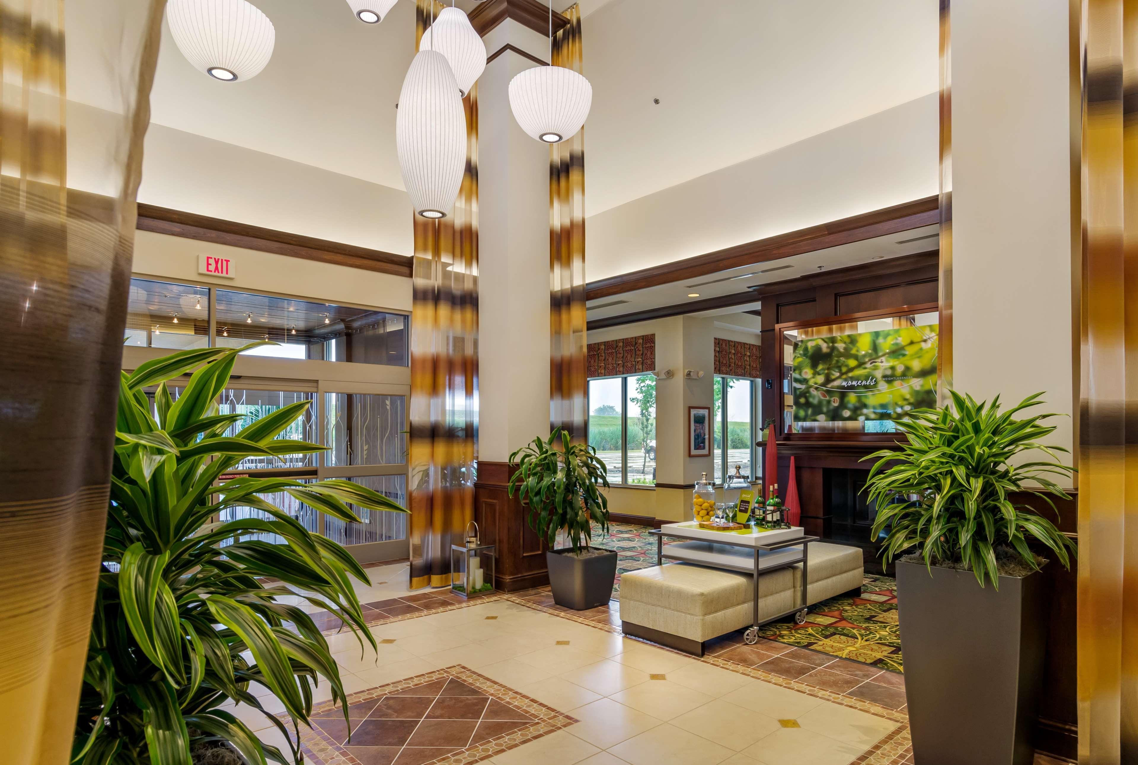 Hilton Garden Inn Cleveland East / Mayfield Village Exterior photo