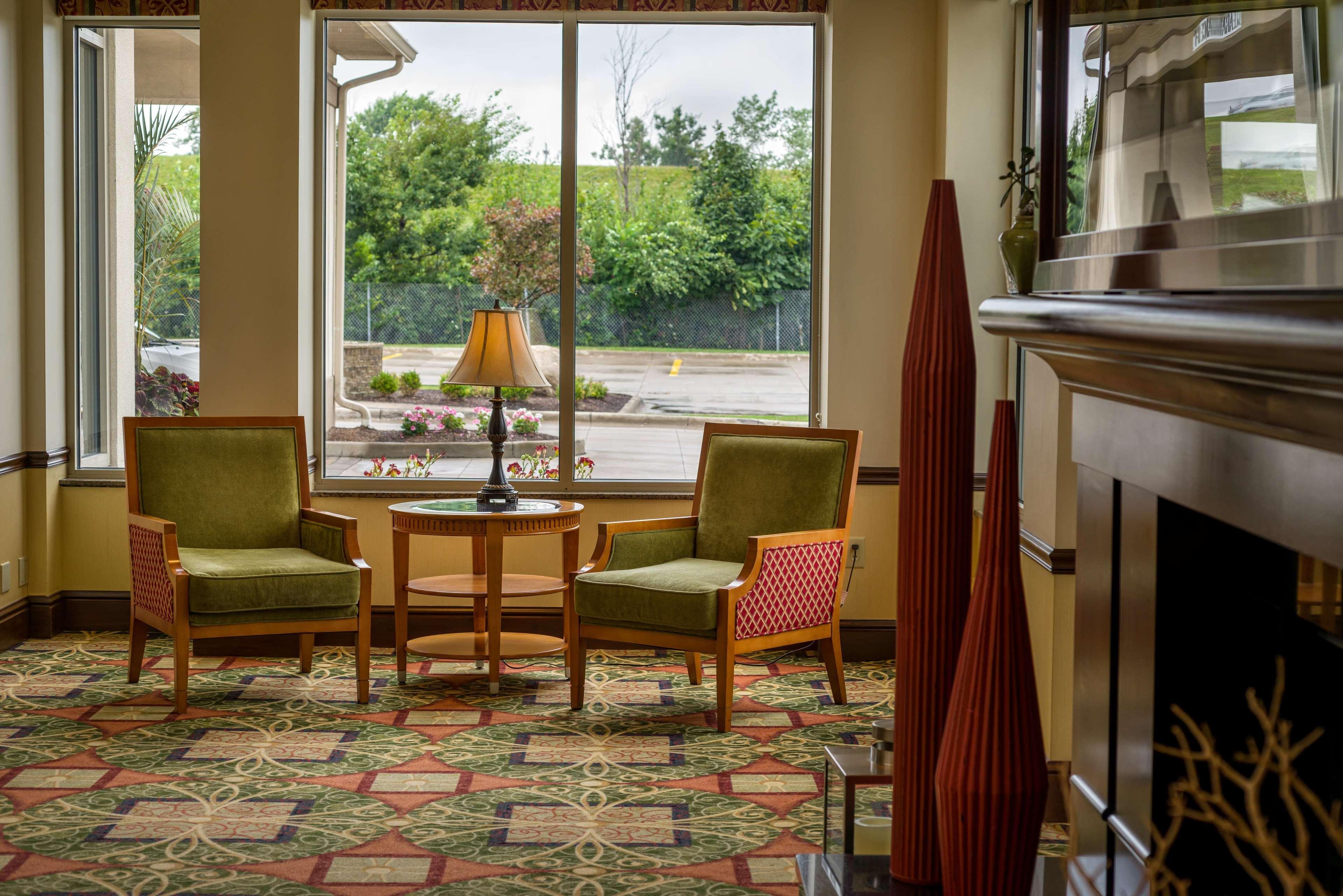 Hilton Garden Inn Cleveland East / Mayfield Village Exterior photo