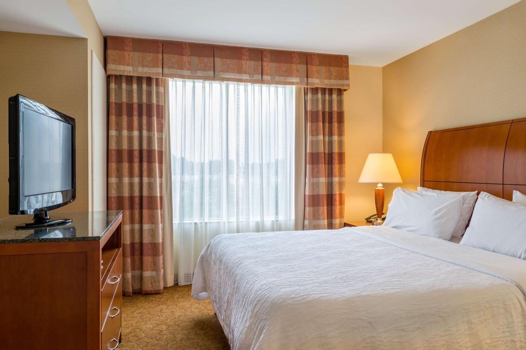 Hilton Garden Inn Cleveland East / Mayfield Village Exterior photo