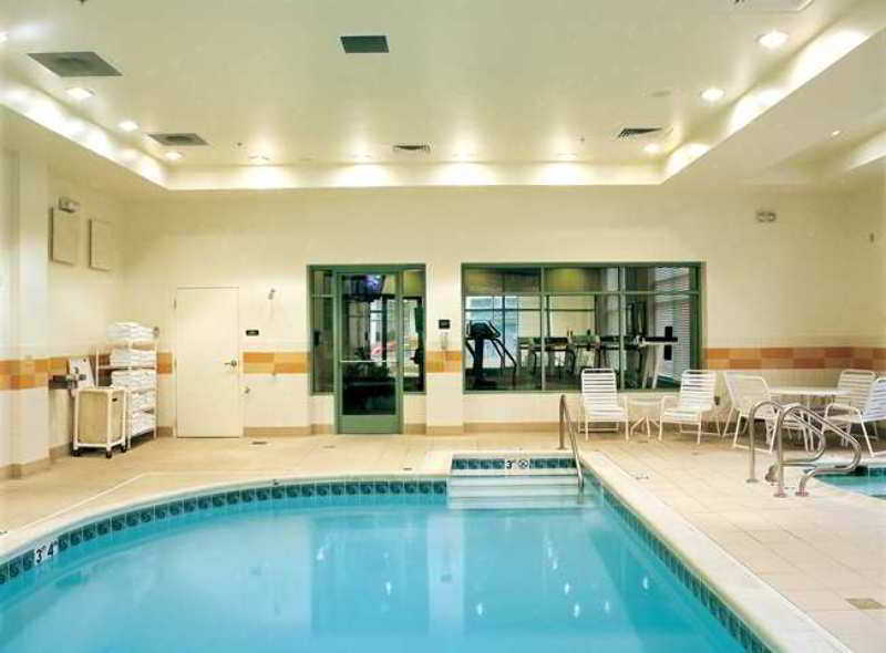Hilton Garden Inn Cleveland East / Mayfield Village Exterior photo
